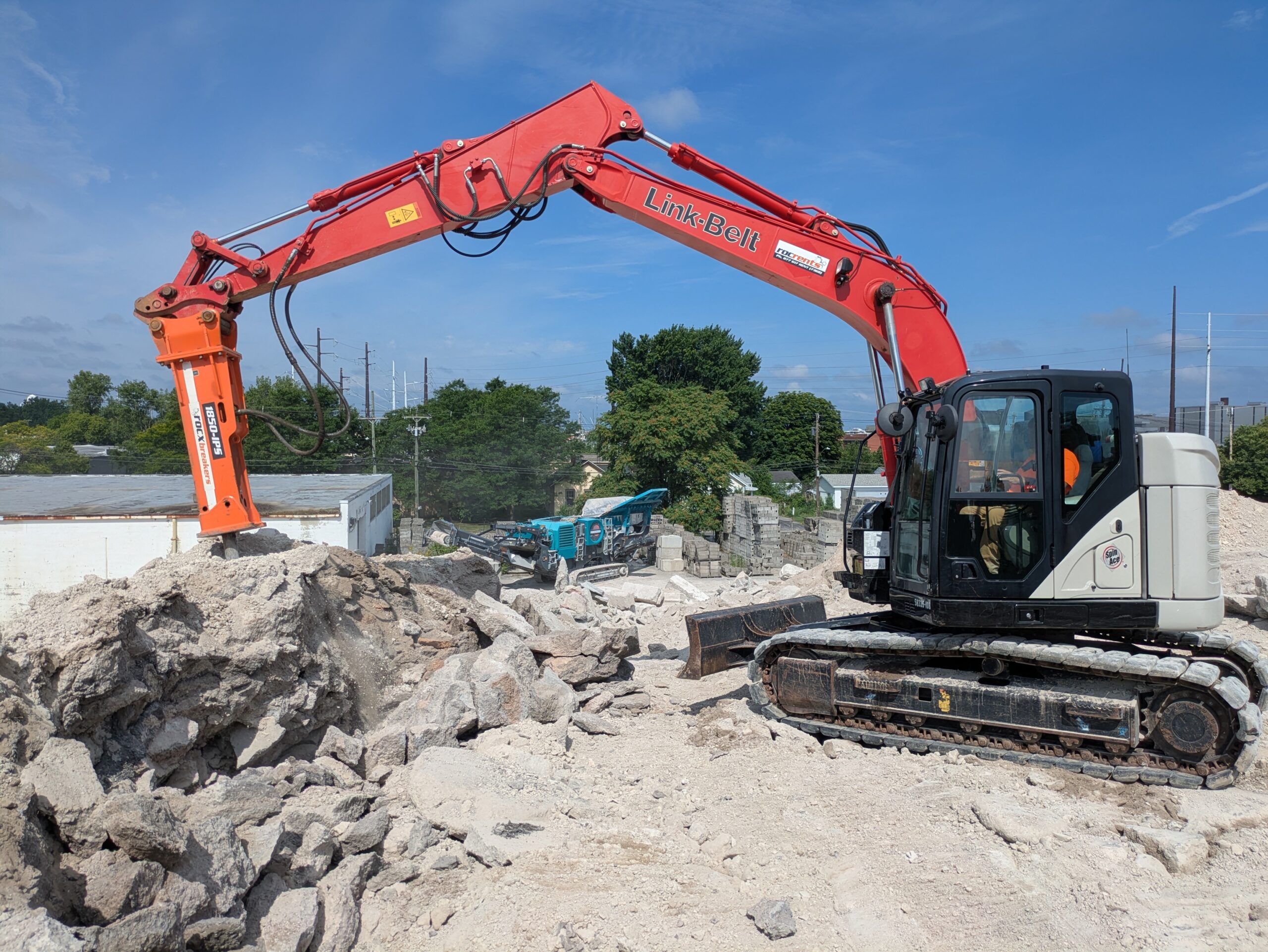 Rocxbreaker Hydraulic Hammers vs Comp. scaled